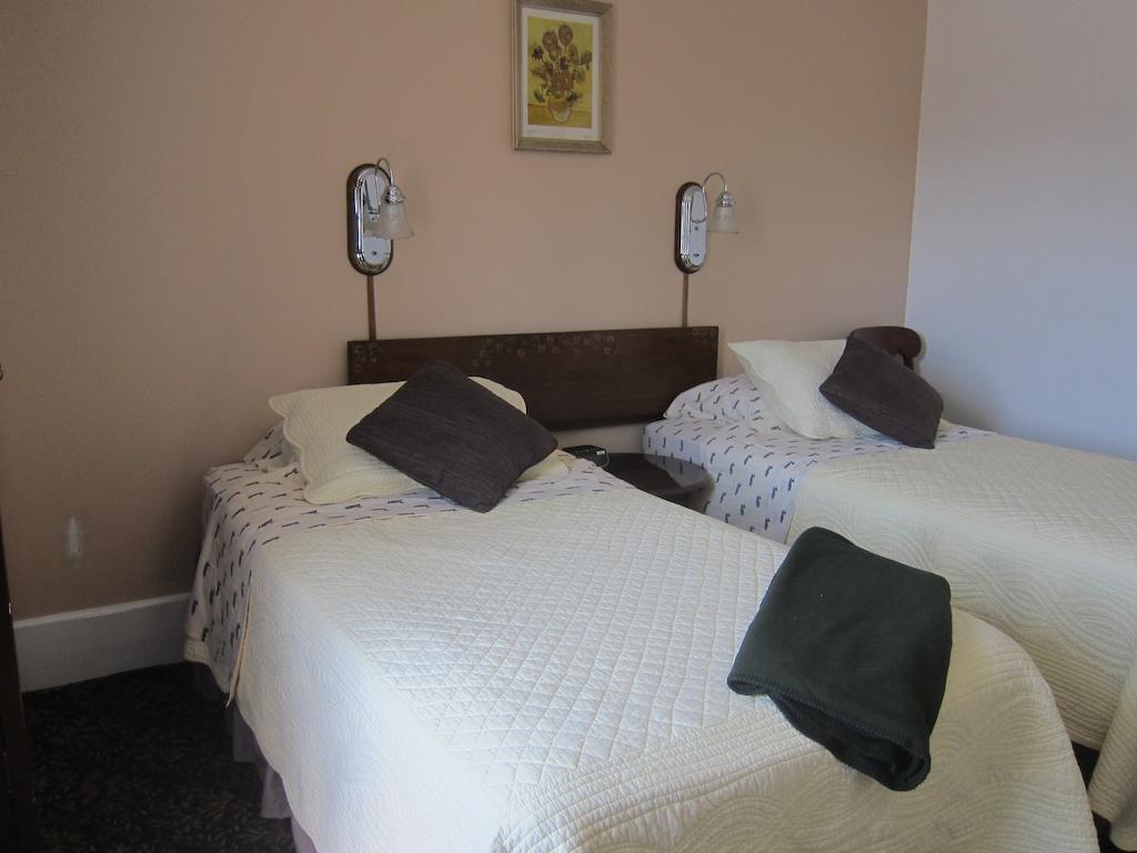 Salmon River Country Inn Head of Jeddore 객실 사진