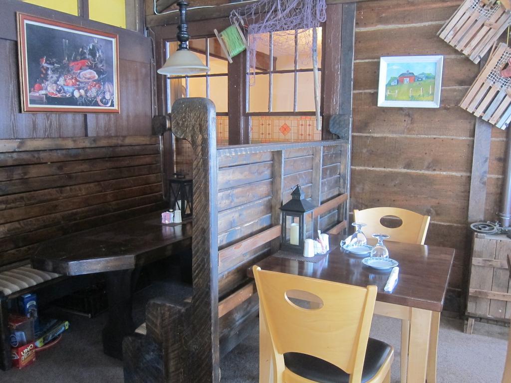 Salmon River Country Inn Head of Jeddore 외부 사진